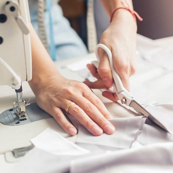 Croitor/ Croitoreasa/ Masinist Perdele si Draperii Zona Piata Romana